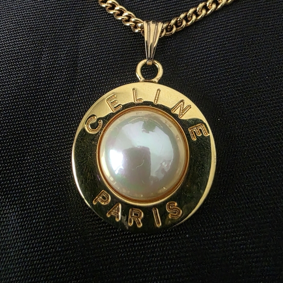 Auth CELINE PEARL Gold Necklace - Picture 5 of 7